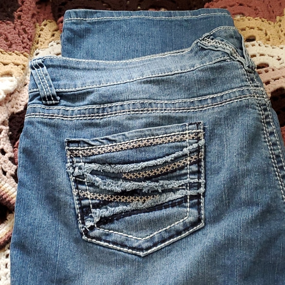 Maurices capri jeans